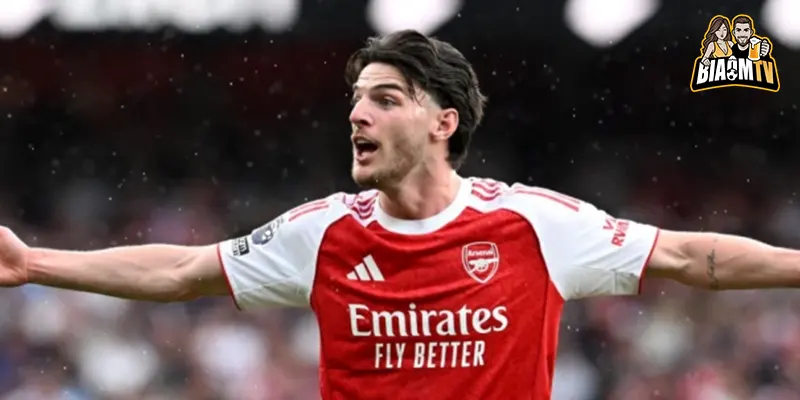 Bruno Fernandes tiếc nuối vì Declan Rice từ chối Man United Tại sao Manchester United lại khao khát Declan Rice và Bruno Fernandes nói gì về điều này